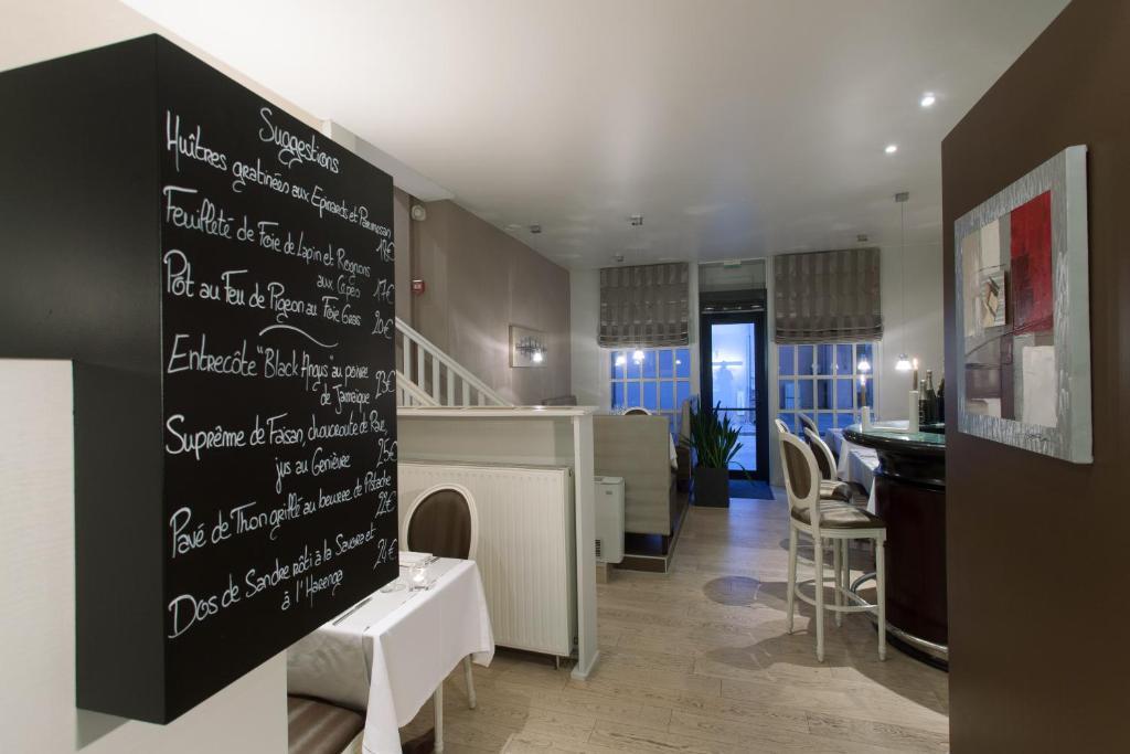 Hotel Restaurant Les Capucins Belfort Extérieur photo